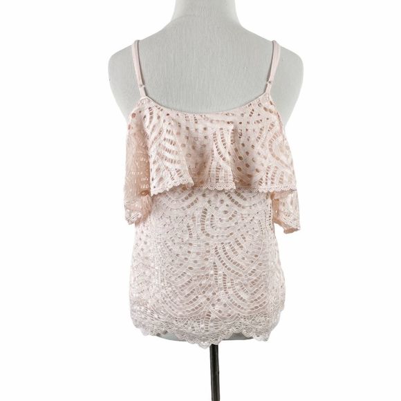 Everly Pink Lace Cold Shoulder Tank Size Medium - Picture 2 of 7